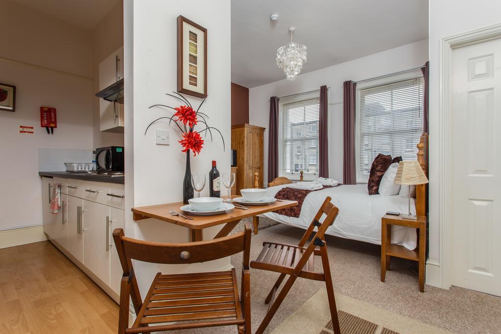 The Guesthouse East Eastbourne Bagian luar foto