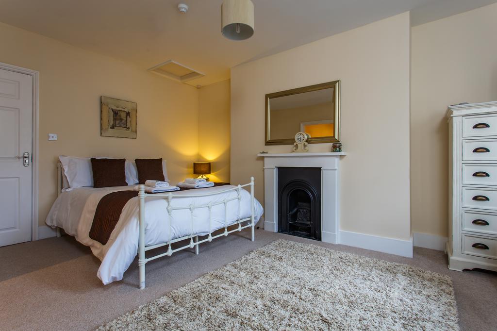The Guesthouse East Eastbourne Bagian luar foto