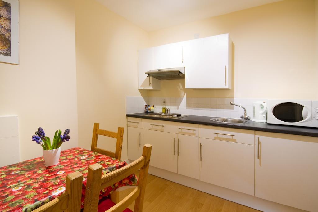 The Guesthouse East Eastbourne Ruang foto