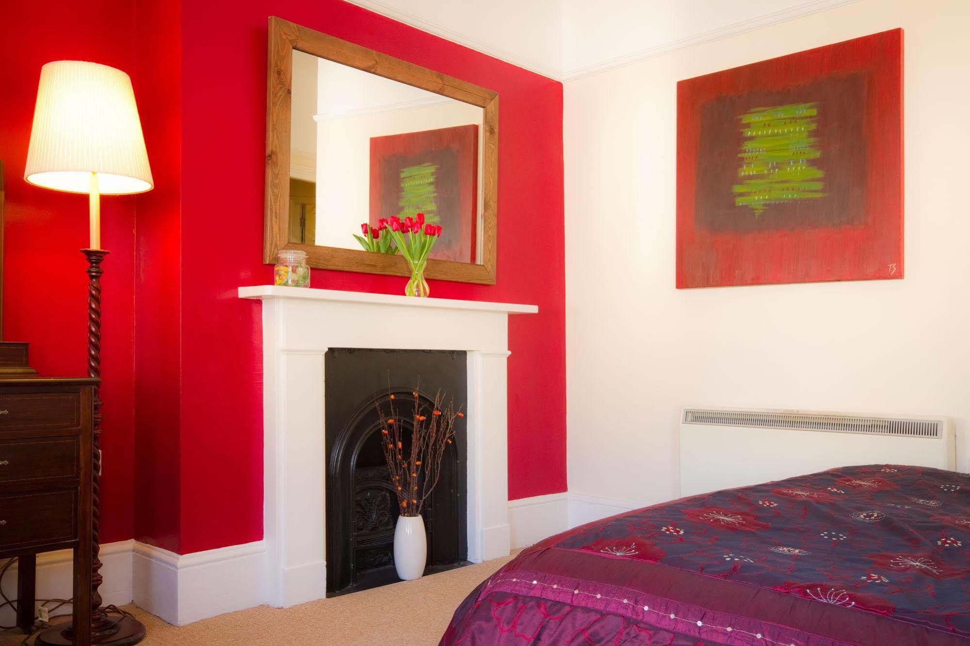 The Guesthouse East Eastbourne Bagian luar foto