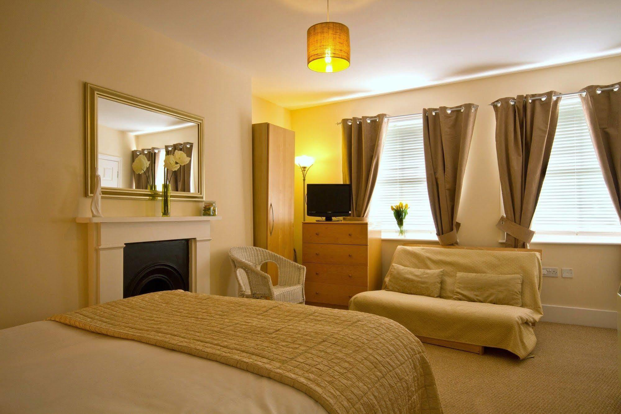 The Guesthouse East Eastbourne Bagian luar foto